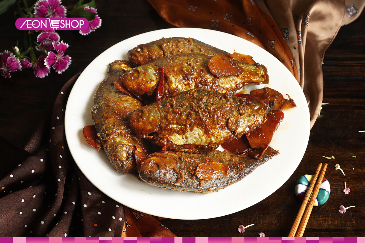 Cá kho tương là món ngon từ cá đặc trưng ở Bắc Bộ
