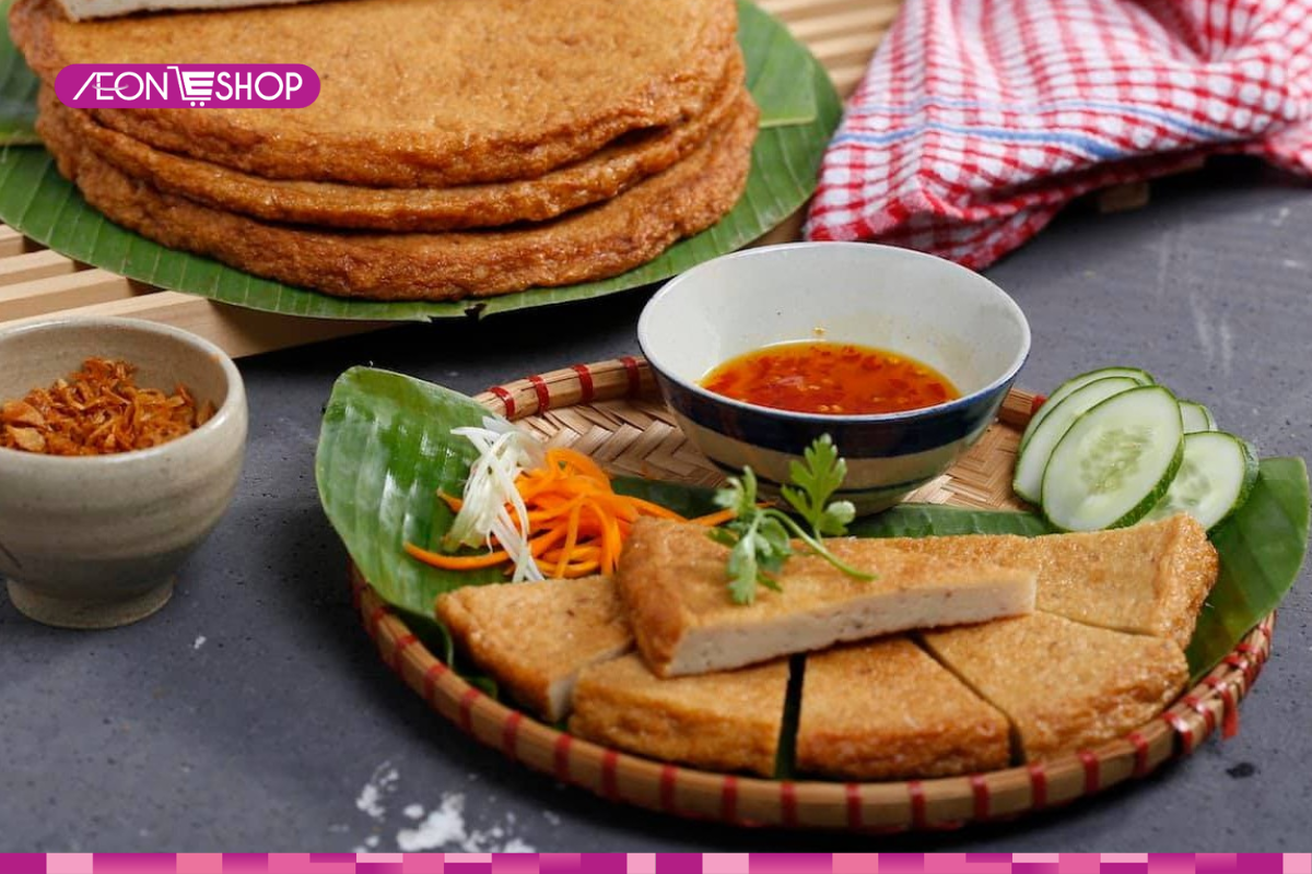 Chả cá dùng chế biến thành món chiên, hấp, topping ăn kèm đều ngon