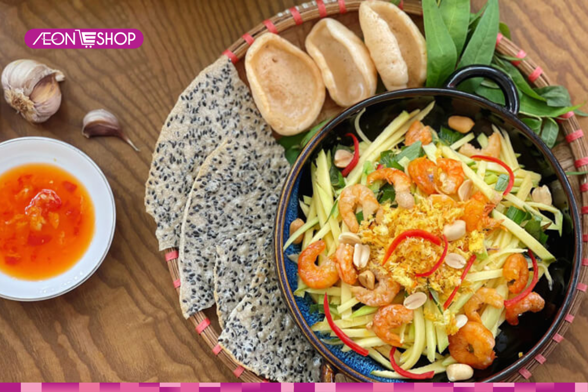 Gỏi tôm xoài xanh