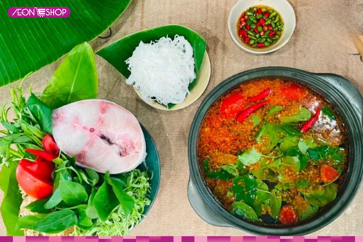 Hoàn thiện món lẩu cá bớp lá giang